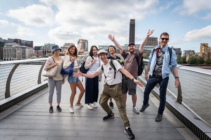 Wizard Walking Tour with The London Eye - Image 1